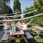Logeren Bij Van Heeren Made