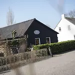 Logeren Bij Van Heeren 3*