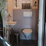 Guest house Logeren Bij Van Heeren 3*