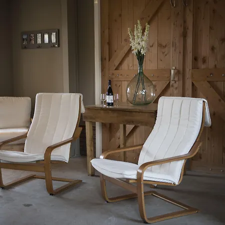 招待所 罗根凡麒麟住宿加早餐旅馆 3*