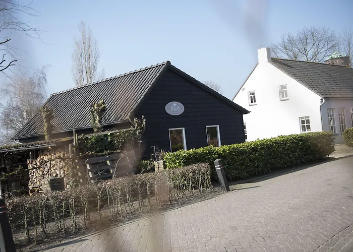 Logeren Bij Van Heeren 3*